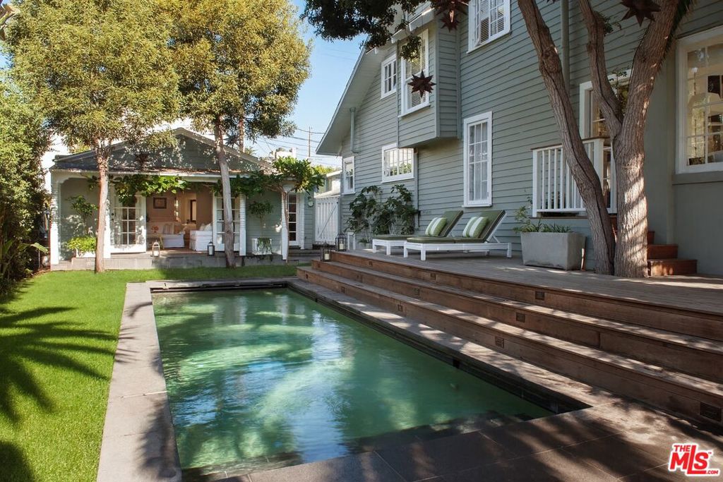 Properties 1 51 27th Avenue