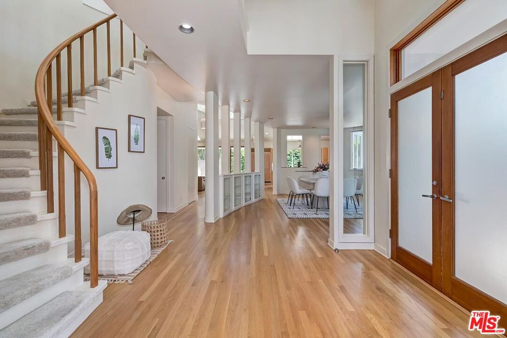 Properties 4 1307 Ozone Avenue