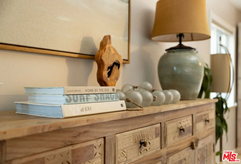 Santa Barbara, California 93109, United States, 5 Bedrooms Bedrooms, ,4 BathroomsBathrooms,Residential,Active,225685