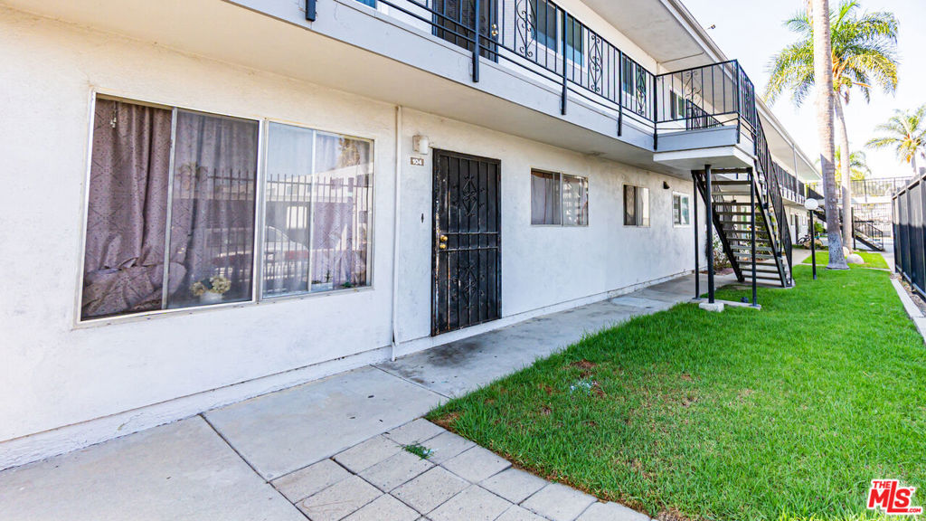 5500 Ackerfield Avenue 104