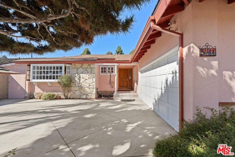 541 Silvera Avenue