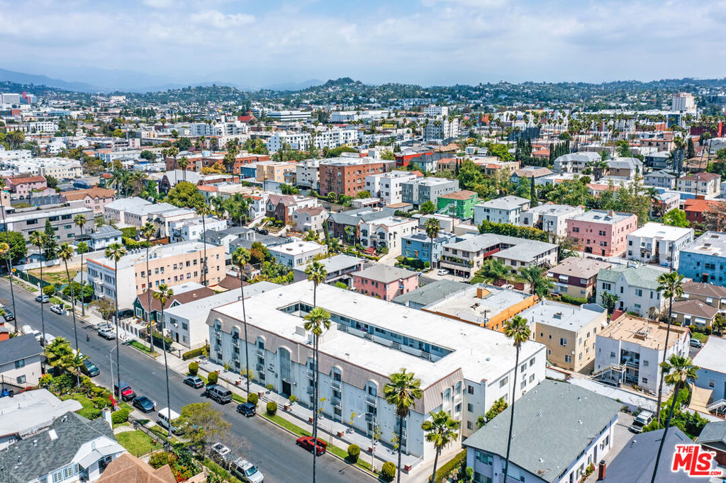 Properties 1 130 N Alexandria Avenue