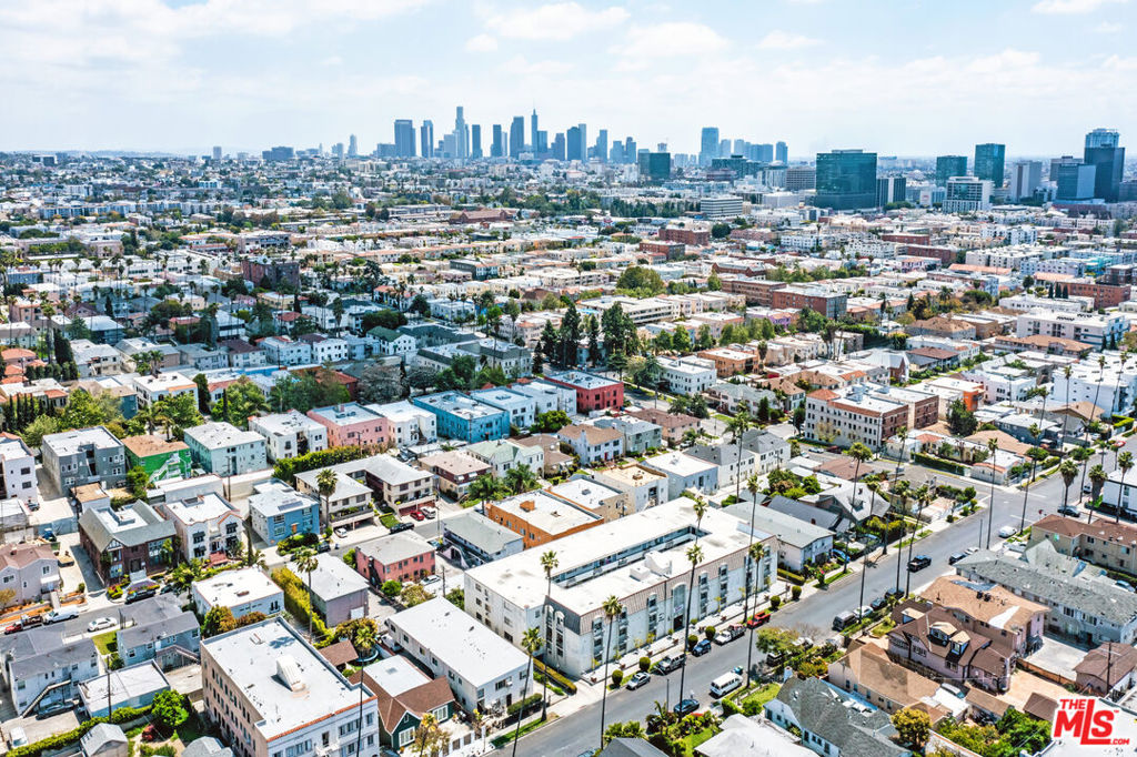 Properties 2 130 N Alexandria Avenue