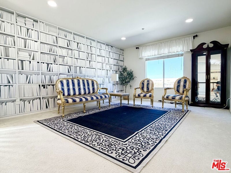 13033 Mesa Verde Way