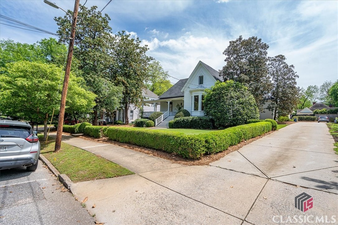 257 Hill Street