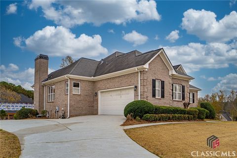 Single Family Residence in Loganville GA Wilhaven Court 2.jpg