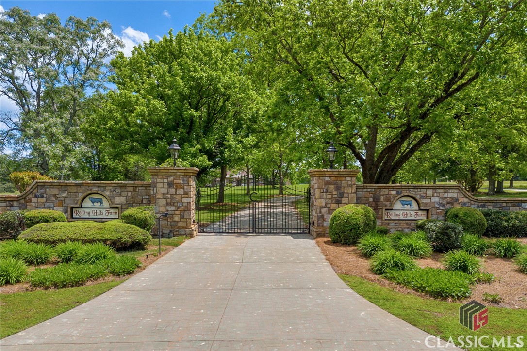 3881 Sims Bridge Road