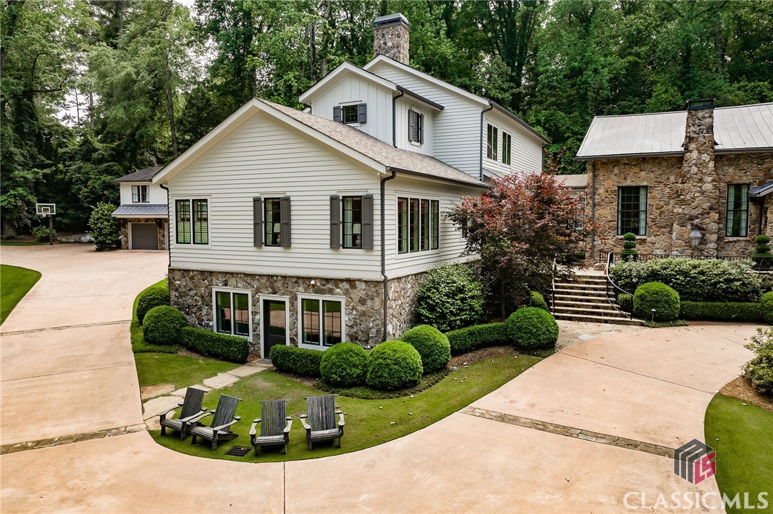 485 West Lake Drive