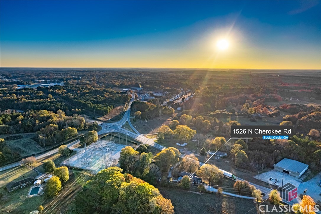 1526 N Cherokee Road