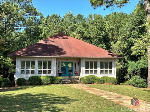 1251 Club Drive Bishop GA 30621