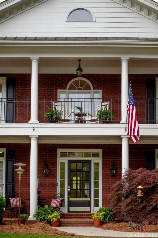 1060 Fox Hollow Court