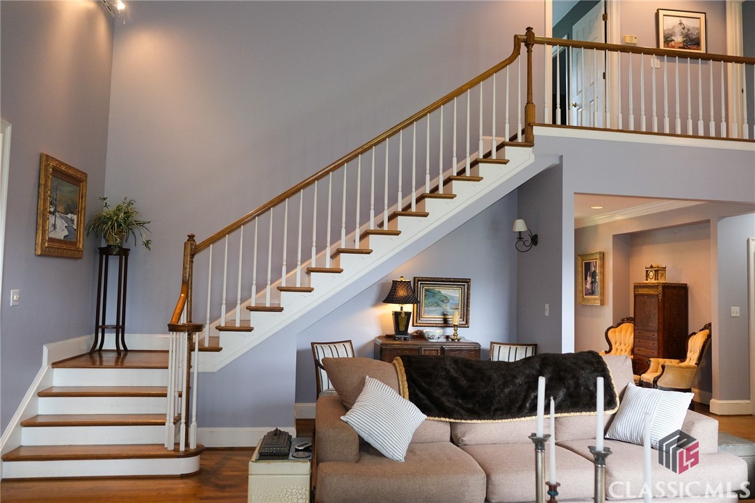 1101 Forrest Hills Drive