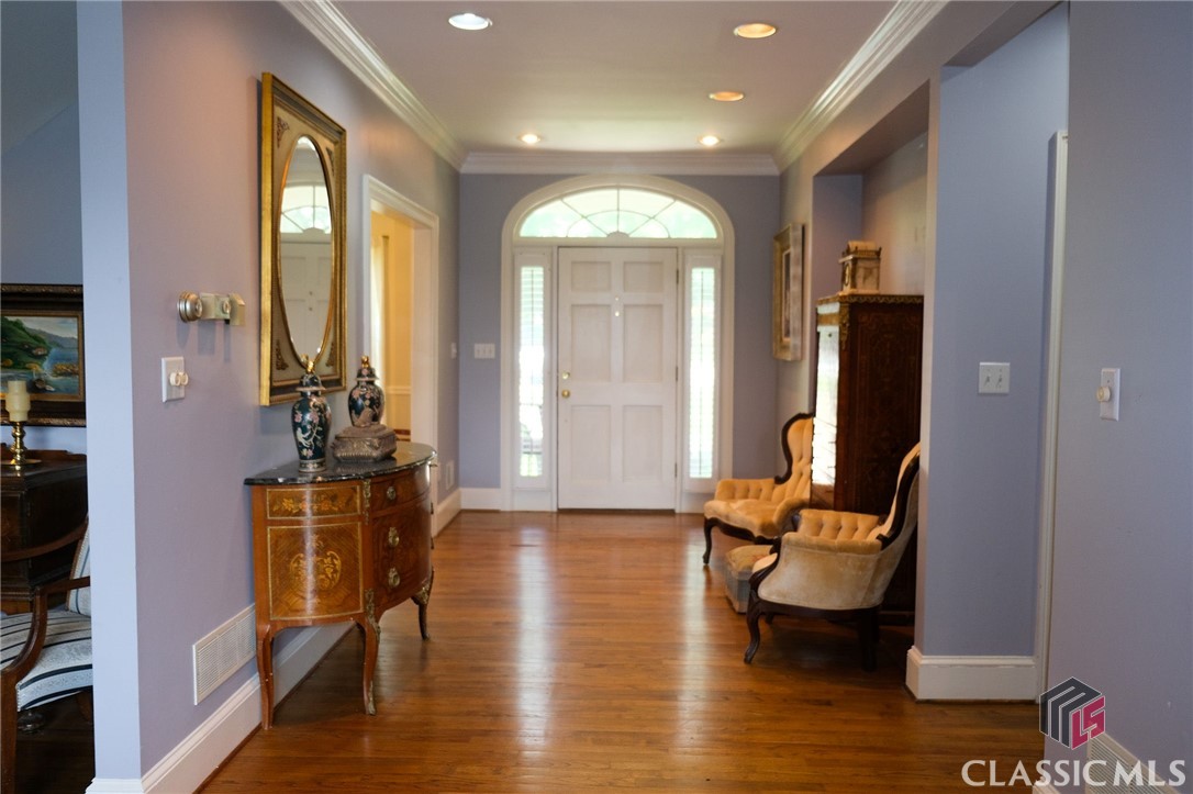 1101 Forrest Hills Drive