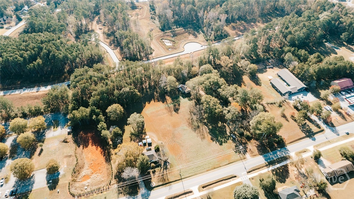 1901 Hog Mountain Road