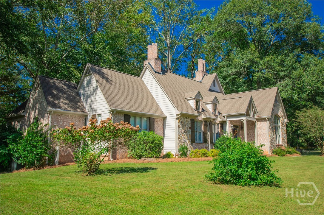 1145 Thurston Snow Road