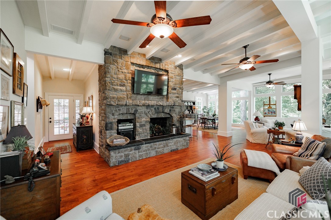 210 Riverview Road
