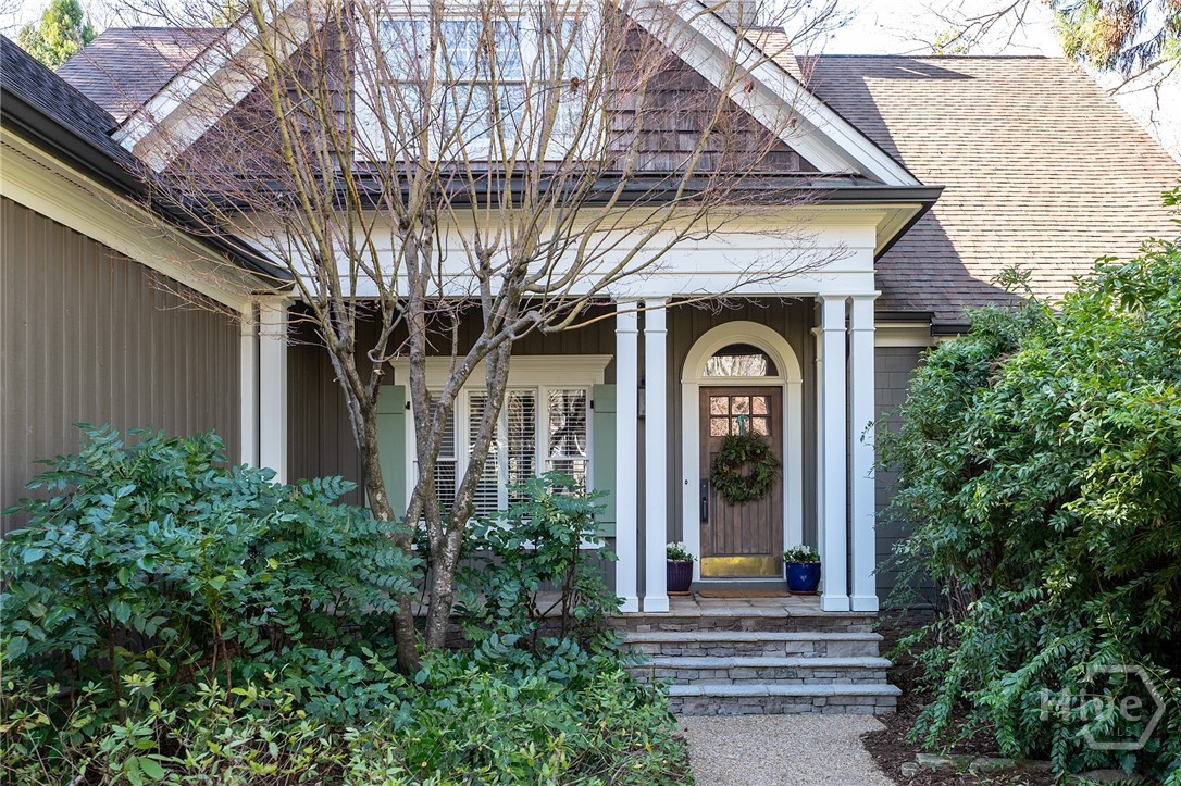 1090 Scarlet Oak Circle