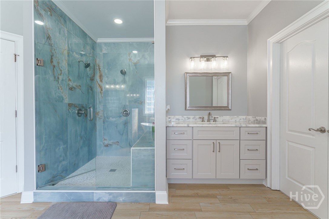 45 Northwood Oak Drive