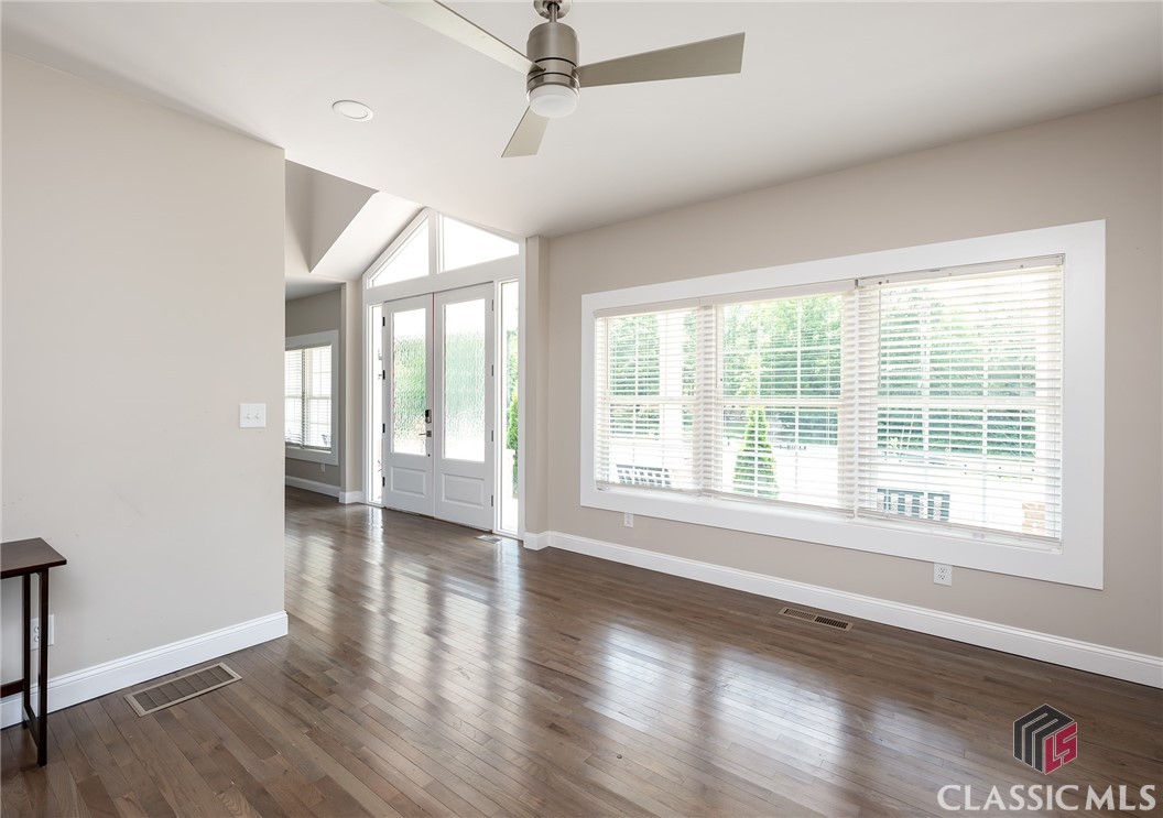 Hull, Georgia 30646, United States, 5 Bedrooms Bedrooms, ,5 BathroomsBathrooms,Residential,Pending,241773