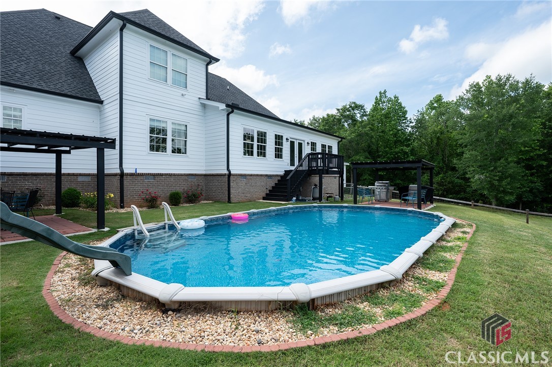 Hull, Georgia 30646, United States, 5 Bedrooms Bedrooms, ,5 BathroomsBathrooms,Residential,Pending,241773