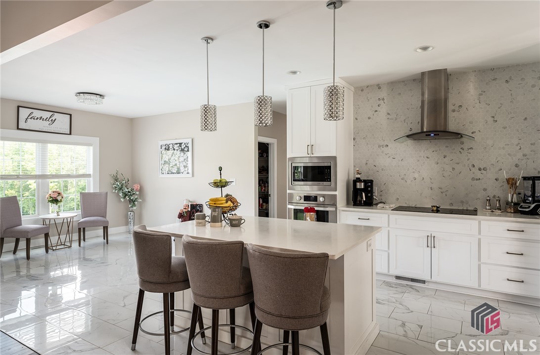 Hull, Georgia 30646, United States, 5 Bedrooms Bedrooms, ,5 BathroomsBathrooms,Residential,Pending,241773