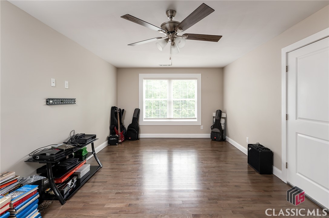 Hull, Georgia 30646, United States, 5 Bedrooms Bedrooms, ,5 BathroomsBathrooms,Residential,Pending,241773