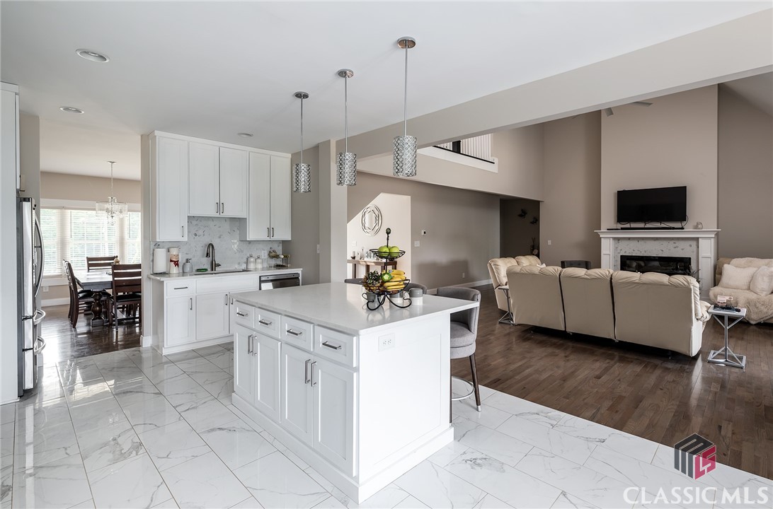 Hull, Georgia 30646, United States, 5 Bedrooms Bedrooms, ,5 BathroomsBathrooms,Residential,Pending,241773