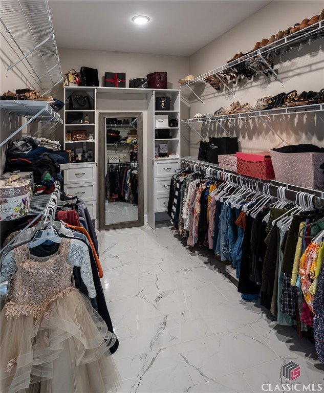 Hull, Georgia 30646, United States, 5 Bedrooms Bedrooms, ,5 BathroomsBathrooms,Residential,Pending,241773