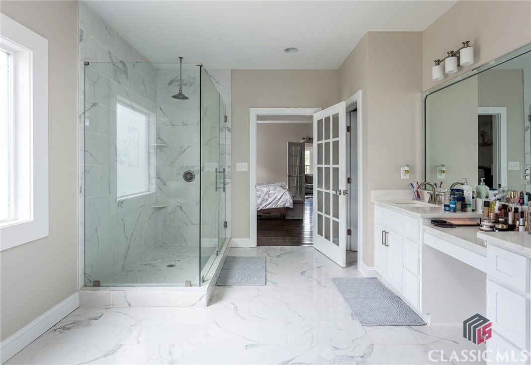 Hull, Georgia 30646, United States, 5 Bedrooms Bedrooms, ,5 BathroomsBathrooms,Residential,Pending,241773