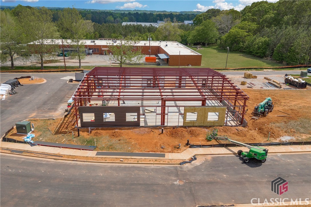 161 Fritz Mar Lane 100 (BUILDING)