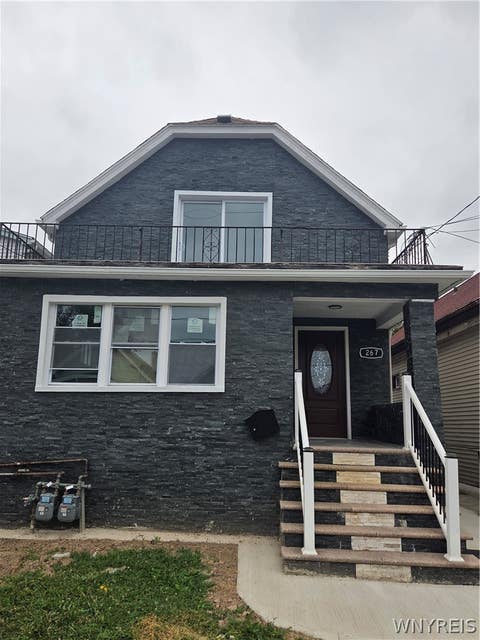 Multifamily For Sale - 267 Roslyn Street<br/> Buffalo, NY 14215