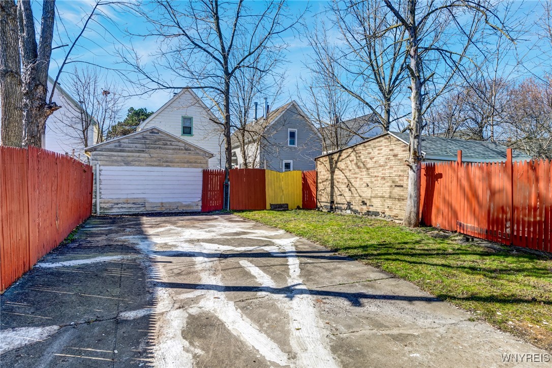 34 Rogers Avenue, Buffalo, New York image 44