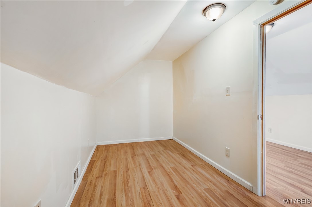 34 Rogers Avenue, Buffalo, New York image 35