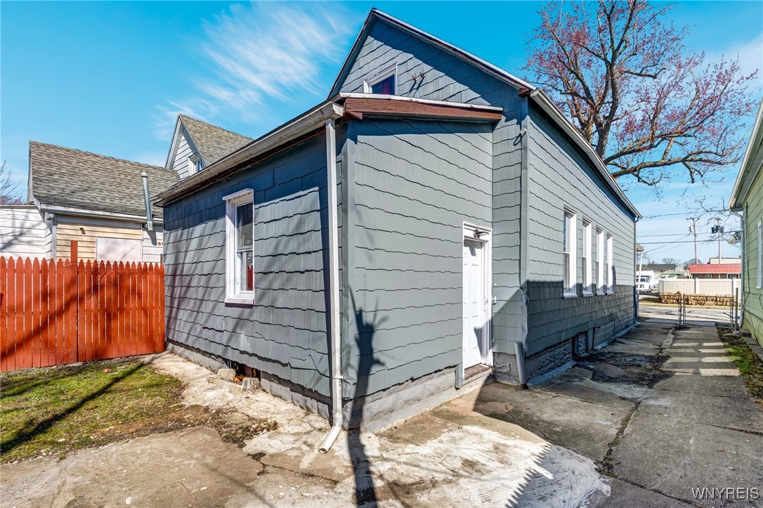 34 Rogers Avenue, Buffalo, New York image 46