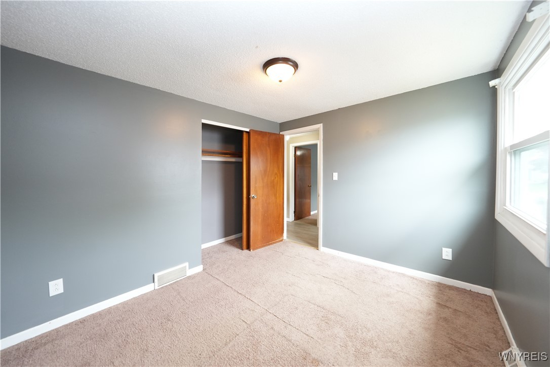 51 E Rouen Drive, Cheektowaga, New York image 21