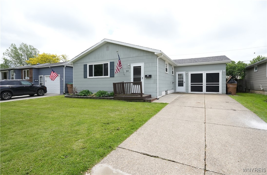 51 E Rouen Drive, Cheektowaga, New York image 1
