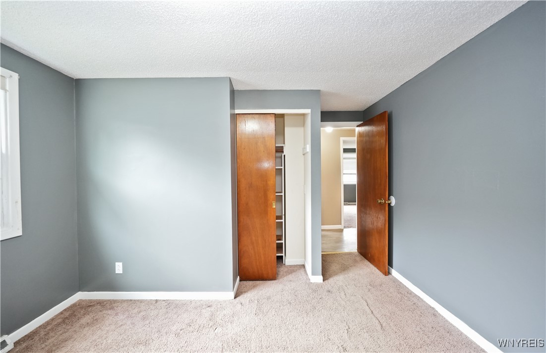 51 E Rouen Drive, Cheektowaga, New York image 17