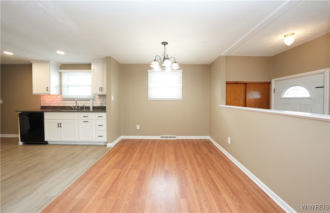 51 E Rouen Drive, Cheektowaga, New York image 10
