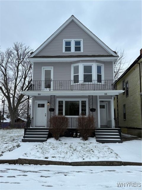 Photo of 86 Pooley Place #Upper, Buffalo, NY 14213 (MLS # B1657435)