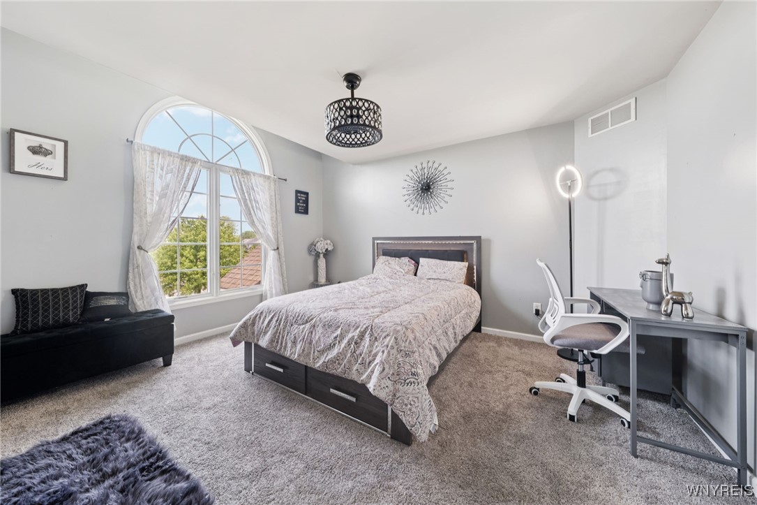 5703 Fairmeadow Court, Clarence, New York image 32