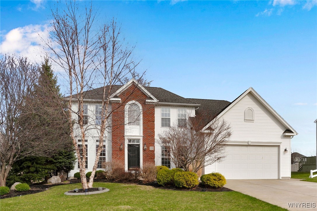 2228 Shadow Lane, Hamburg, New York image 1