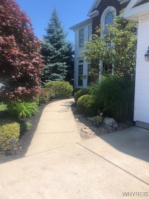 2228 Shadow Lane, Hamburg, New York image 3