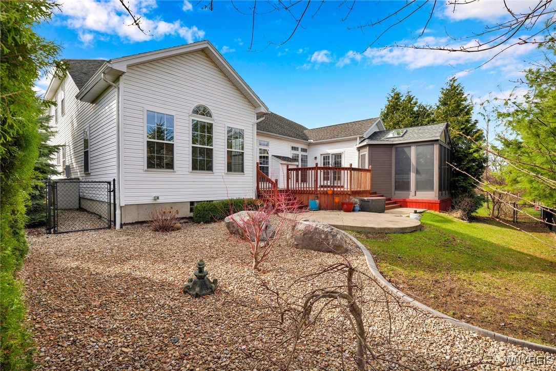 2228 Shadow Lane, Hamburg, New York image 46
