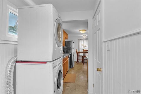 Tiny photo for 140 Gettysburg Avenue, Tonawanda, NY 14223 (MLS # B1648518)