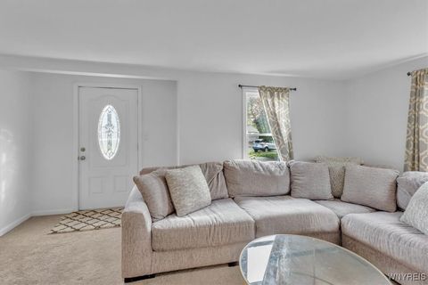 Tiny photo for 140 Gettysburg Avenue, Tonawanda, NY 14223 (MLS # B1648518)