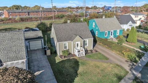 Tiny photo for 140 Gettysburg Avenue, Tonawanda, NY 14223 (MLS # B1648518)
