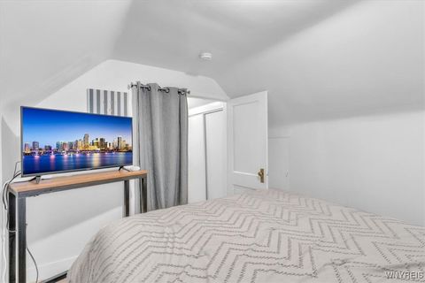 Tiny photo for 140 Gettysburg Avenue, Tonawanda, NY 14223 (MLS # B1648518)