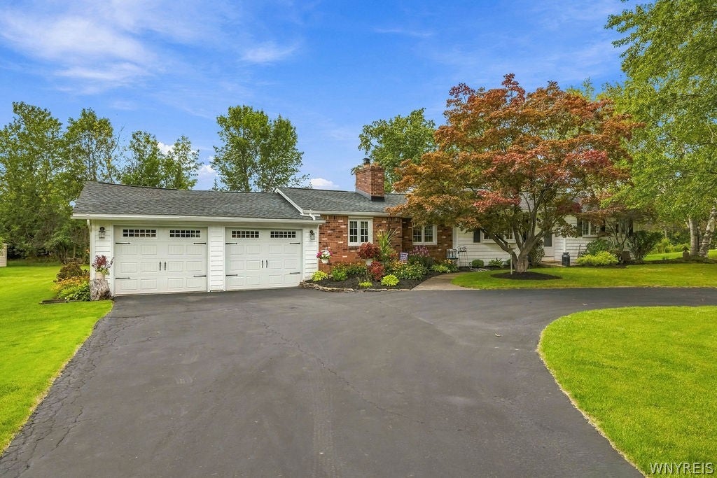 5317 Ashwood Court