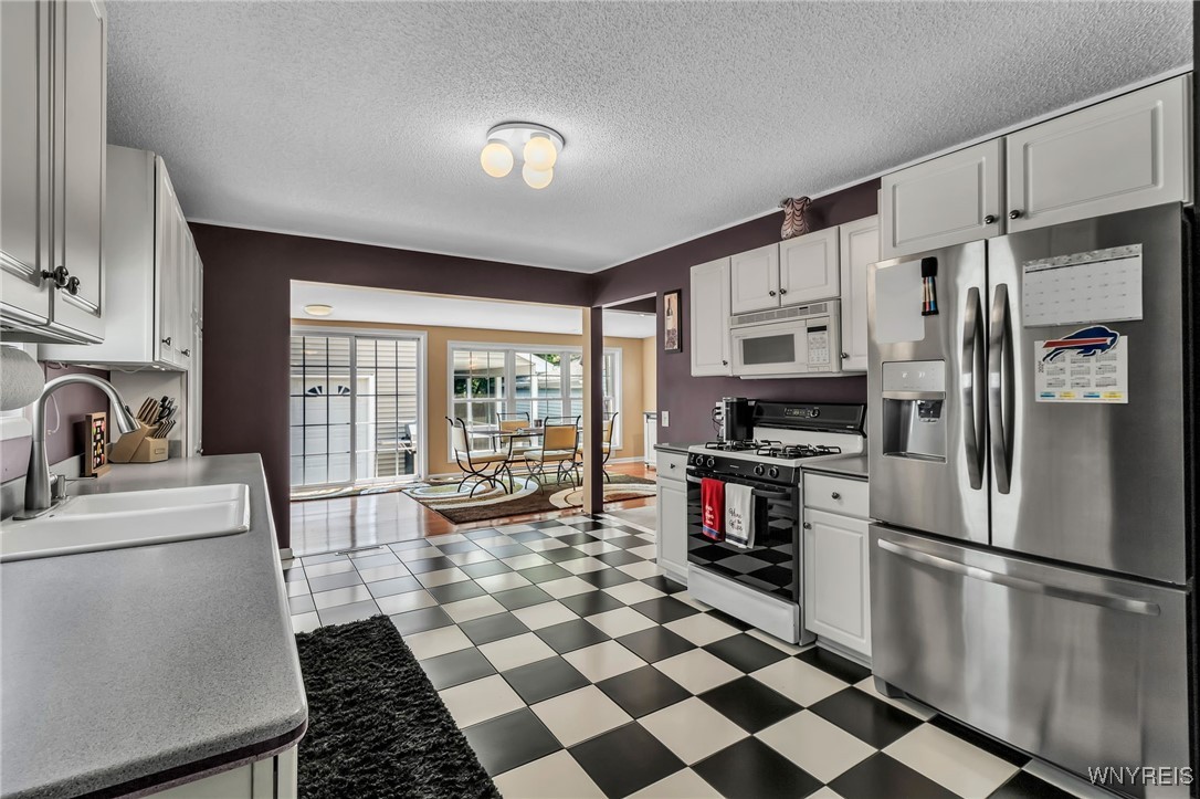 115 E Hazeltine Avenue, Tonawanda, New York image 20
