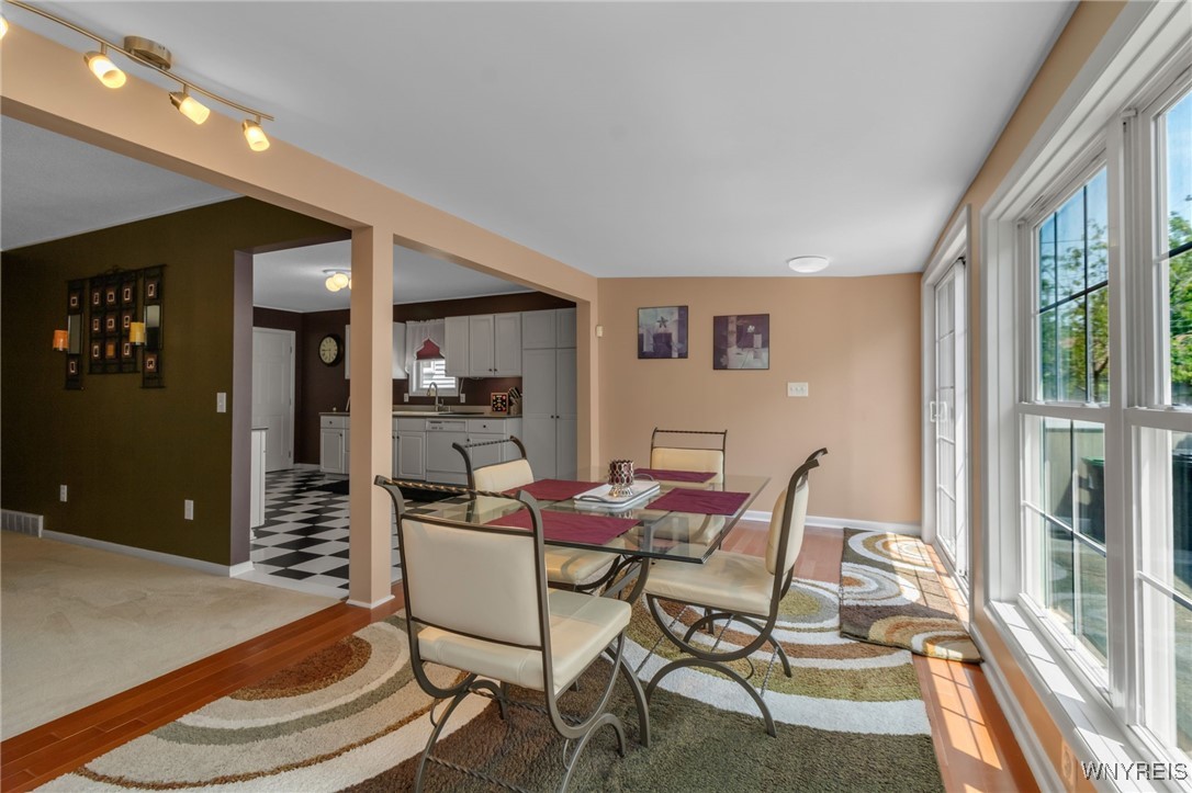 115 E Hazeltine Avenue, Tonawanda, New York image 12